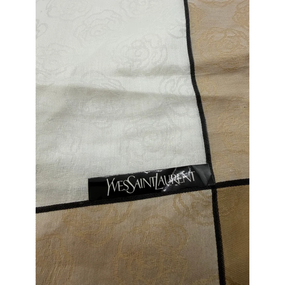 Women's Yves Saint Laurent Scarf One Size Beige White Floral